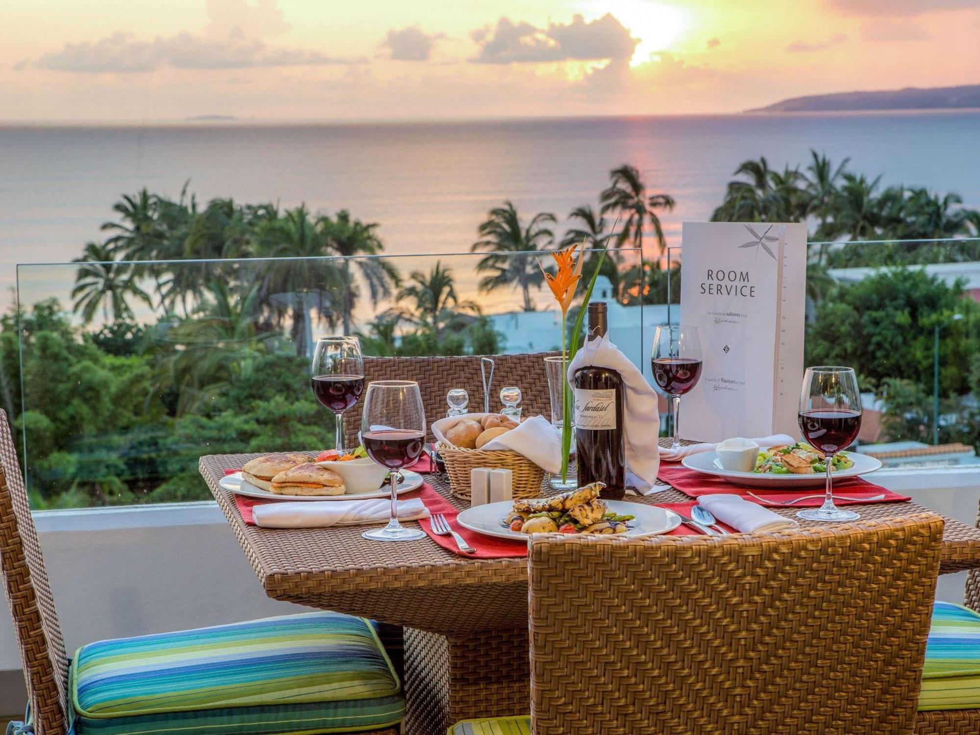 Marival Distinct Residences & Spa - Handwritten Collection Nuevo Vallarta Exterior foto
